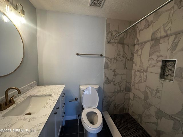 3548 LONE TREE Lane, Jacksonville, FL 32216