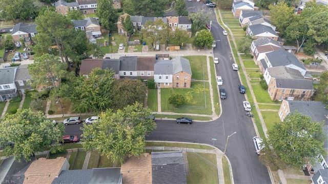 645 Red Horse LN, Virginia Beach, VA 23462