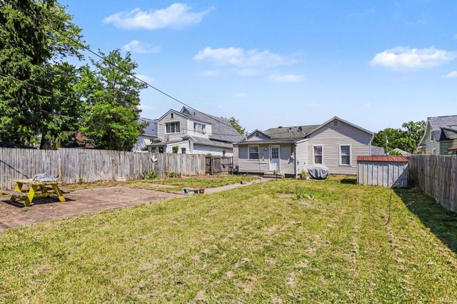 213 E Lawrence Street, Mishawaka, IN 46545