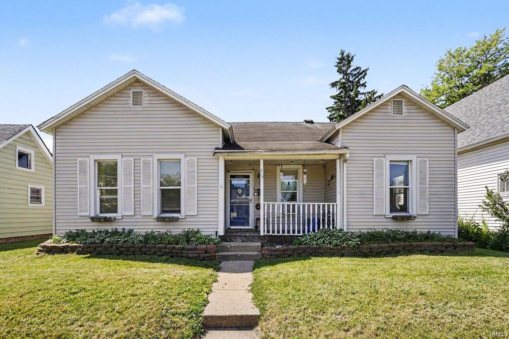 213 E Lawrence Street, Mishawaka, IN 46545