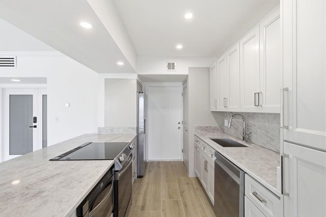 850 NE Spanish River Boulevard 0240, Boca Raton, FL 33431