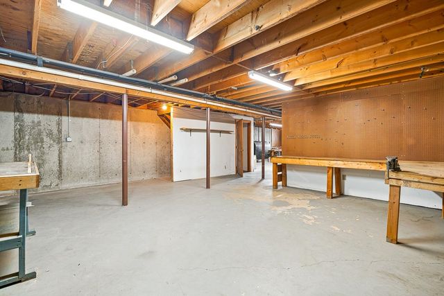 37 Walker Lane, Fremont, NH 03044