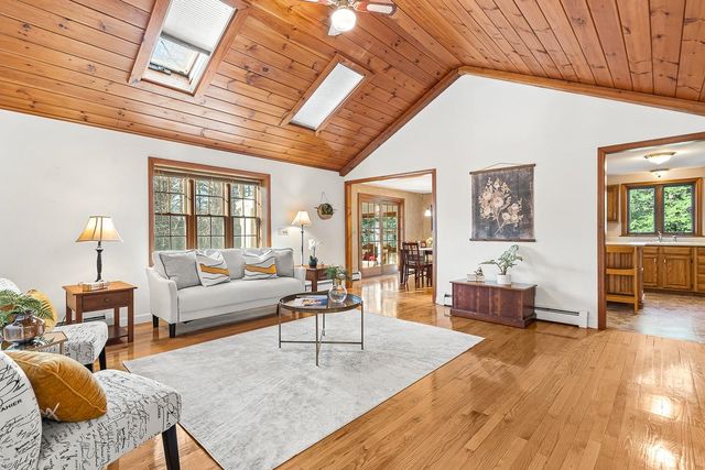 37 Walker Lane, Fremont, NH 03044