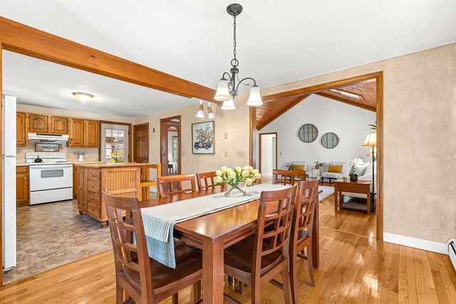 37 Walker Lane, Fremont, NH 03044