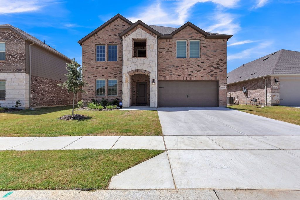 10104 High Banker Drive, Aubrey, TX 76277