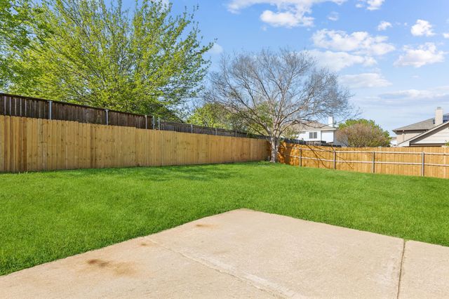 3506 Meadowview Drive, Corinth, TX 76210