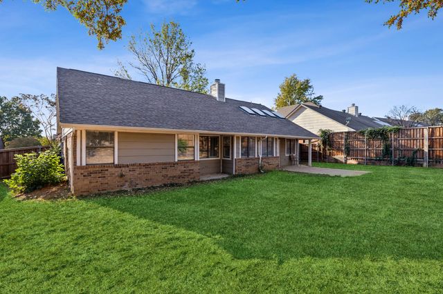 3506 Meadowview Drive, Corinth, TX 76210