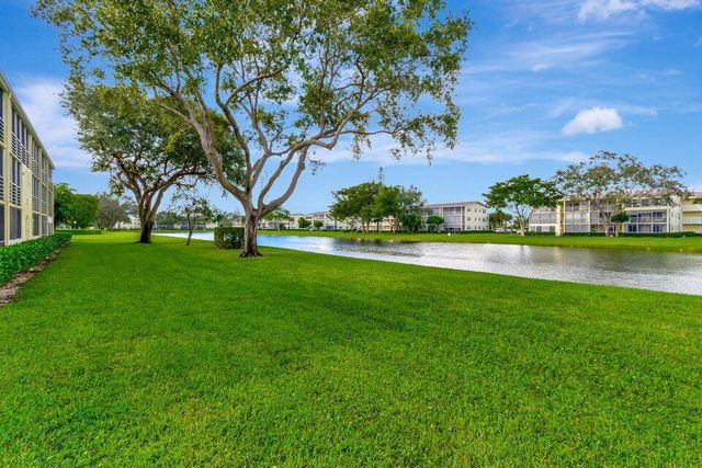 150 Dorset D 150, Boca Raton, FL 33434