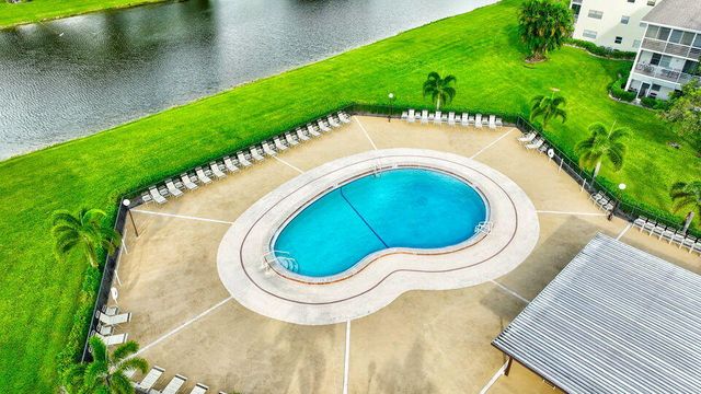 150 Dorset D 150, Boca Raton, FL 33434