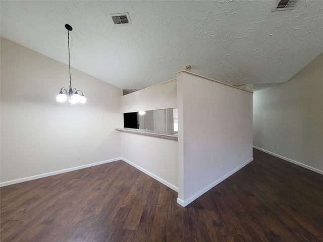 9415 Beckford Drive, Houston, TX 77099