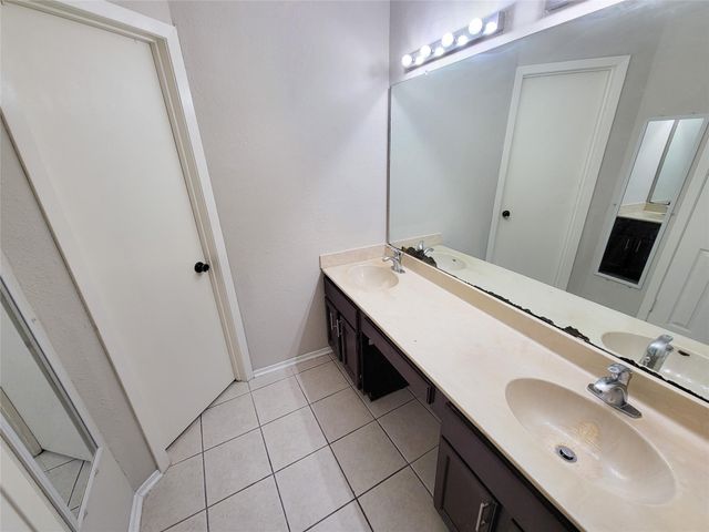 9415 Beckford Drive, Houston, TX 77099