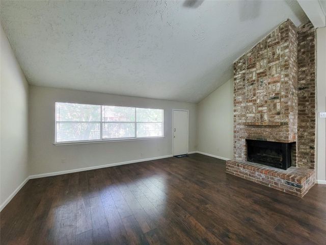 9415 Beckford Drive, Houston, TX 77099
