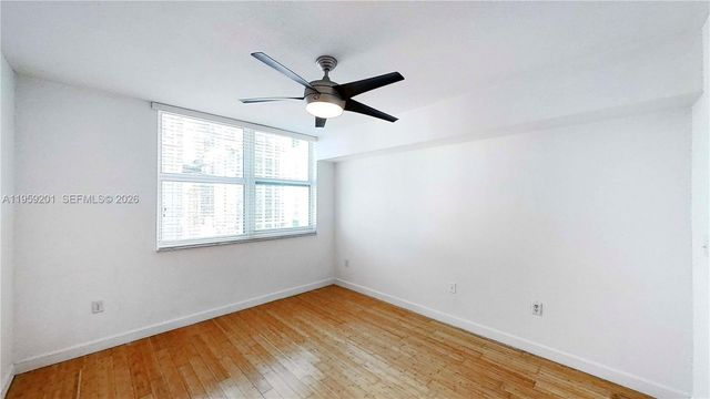 31 SE 5th St 2408, Miami, FL 33131