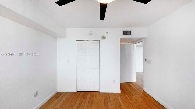 31 SE 5th St 2408, Miami, FL 33131