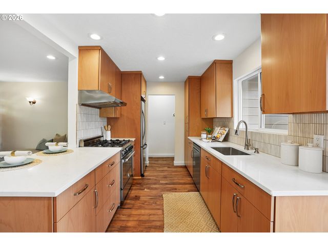 2630 LAFAVE St, West Linn, OR 97068