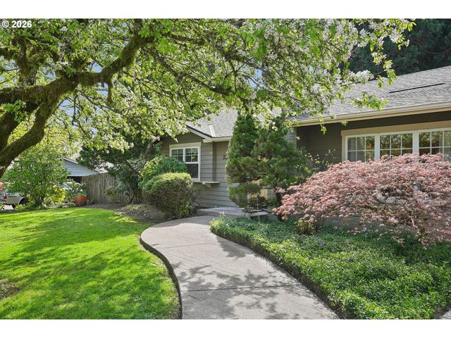 2630 LAFAVE St, West Linn, OR 97068