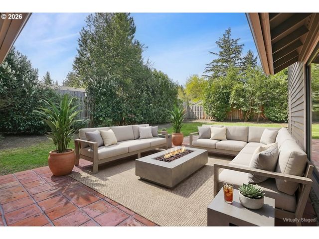 2630 LAFAVE St, West Linn, OR 97068