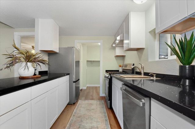 5694 Jackson Ct, Ione, CA 95640