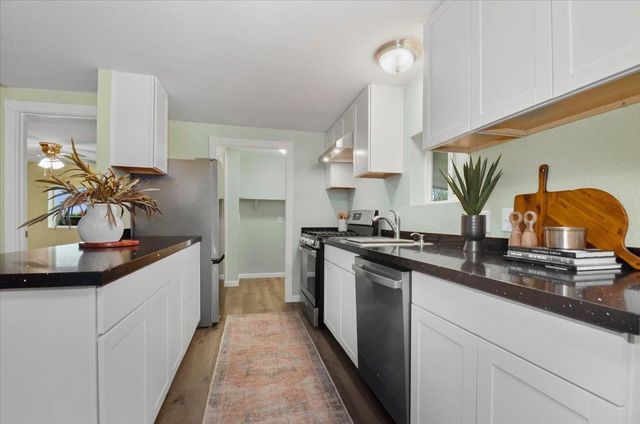 5694 Jackson Ct, Ione, CA 95640