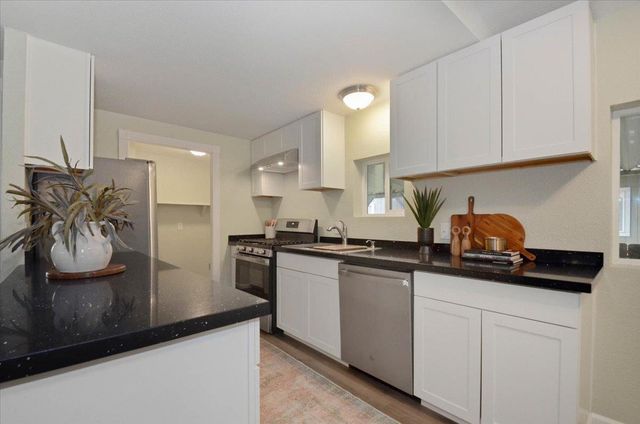 5694 Jackson Ct, Ione, CA 95640