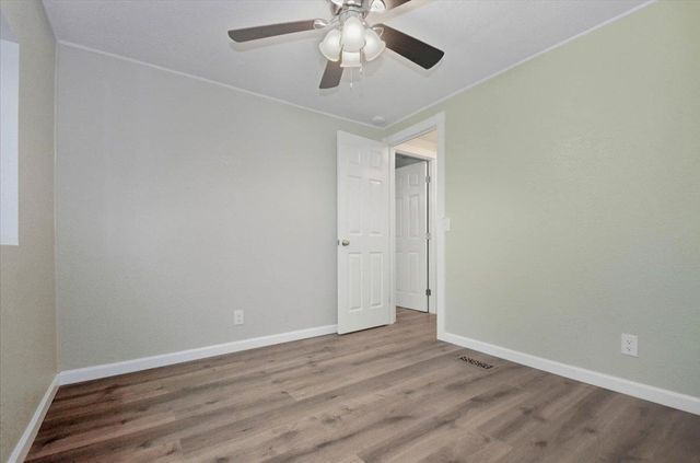 5694 Jackson Ct, Ione, CA 95640