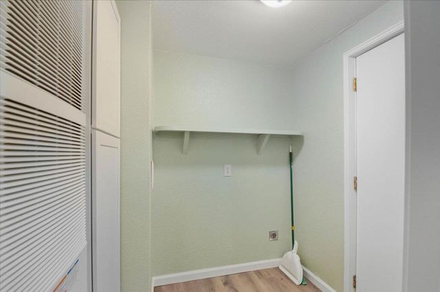 5694 Jackson Ct, Ione, CA 95640