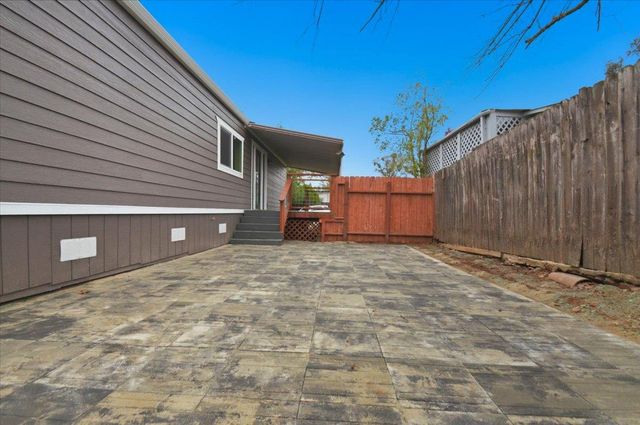 5694 Jackson Ct, Ione, CA 95640