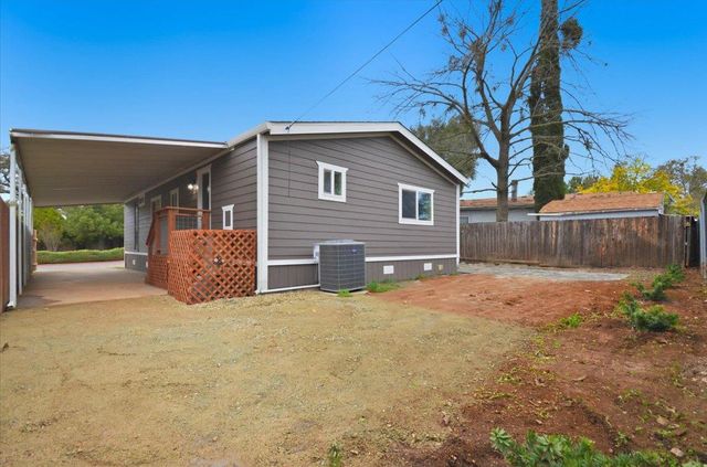 5694 Jackson Ct, Ione, CA 95640