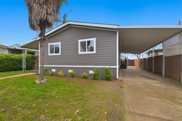 5694 Jackson Ct, Ione, CA 95640