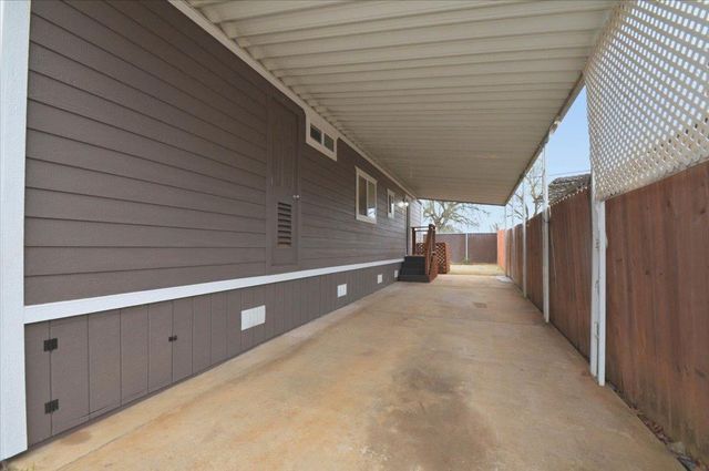 5694 Jackson Ct, Ione, CA 95640