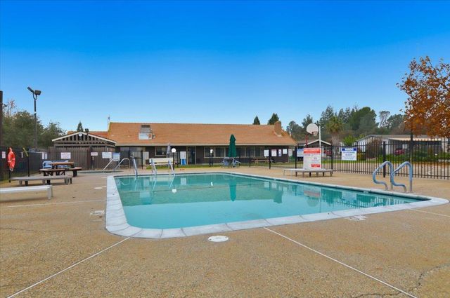 5694 Jackson Ct, Ione, CA 95640