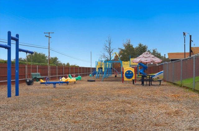 5694 Jackson Ct, Ione, CA 95640