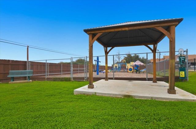 5694 Jackson Ct, Ione, CA 95640