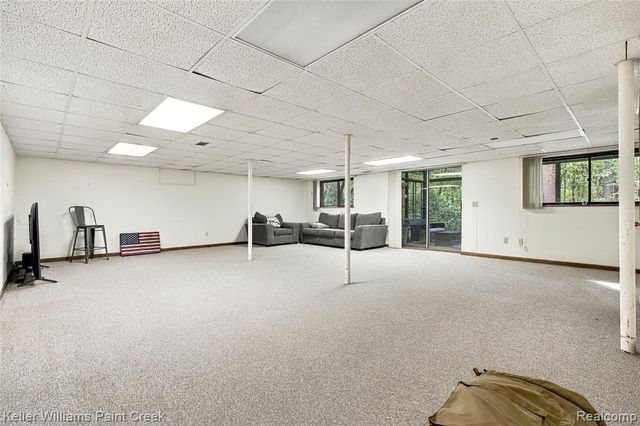 6126 Whispering Oak Drive, Washington, MI 48094