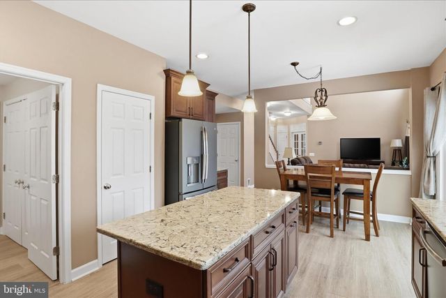 14925 HAZELNUT CT, Woodbridge, VA 22193