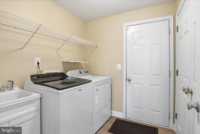 14925 HAZELNUT CT, Woodbridge, VA 22193