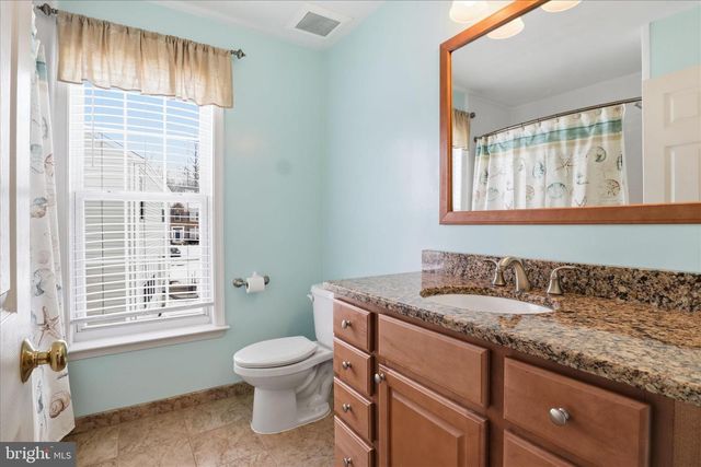 14925 HAZELNUT CT, Woodbridge, VA 22193