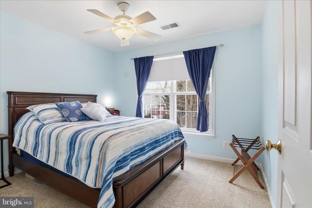 14925 HAZELNUT CT, Woodbridge, VA 22193