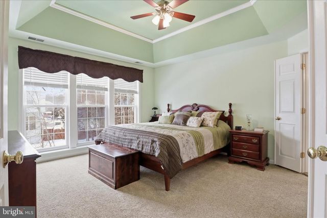 14925 HAZELNUT CT, Woodbridge, VA 22193