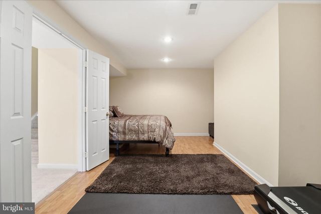 14925 HAZELNUT CT, Woodbridge, VA 22193