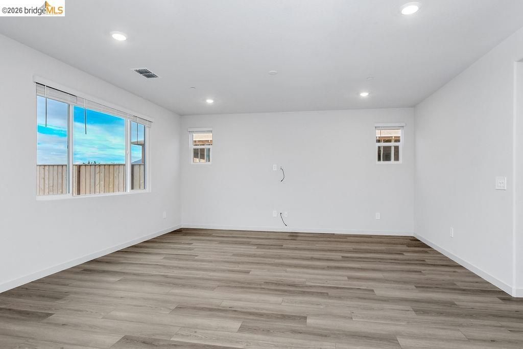 Image 7 of property listing at 5416 Golden Eagle Street, Antioch, CA 94531