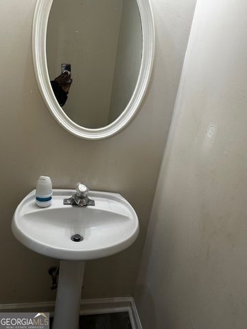 5675 Hampton Court Annex, College Park, GA 30349