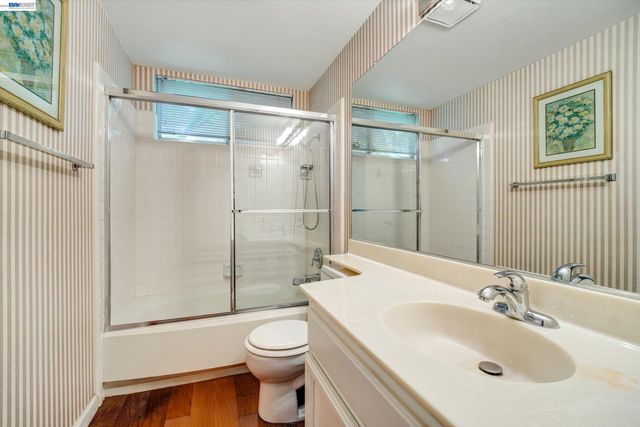 15916 Bayberry Ln, San Lorenzo, CA 94580