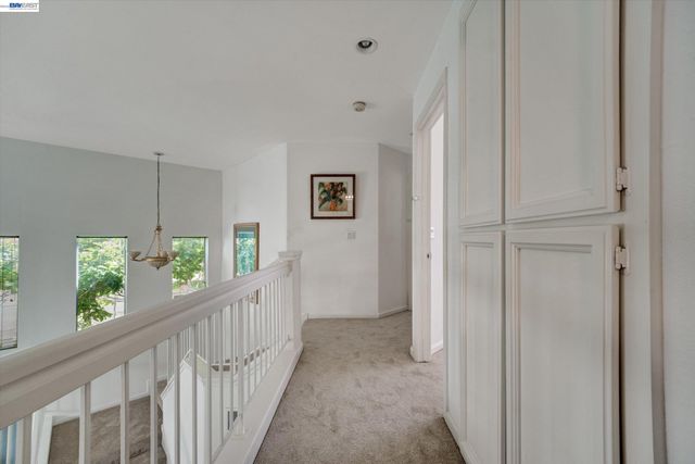 15916 Bayberry Ln, San Lorenzo, CA 94580