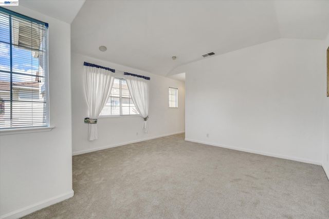 15916 Bayberry Ln, San Lorenzo, CA 94580