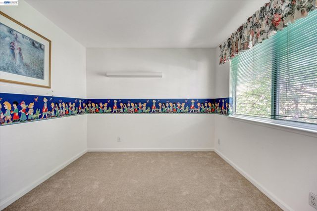 15916 Bayberry Ln, San Lorenzo, CA 94580