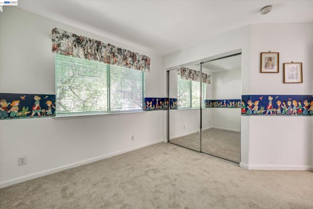 15916 Bayberry Ln, San Lorenzo, CA 94580