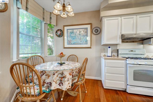 15916 Bayberry Ln, San Lorenzo, CA 94580