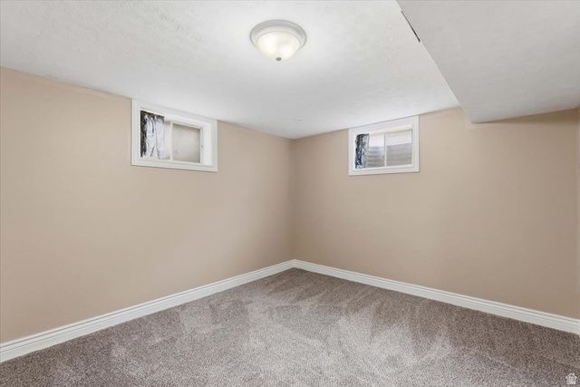 1096 N 300 W, Layton, UT 84041