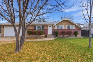 1096 N 300 W, Layton, UT 84041
